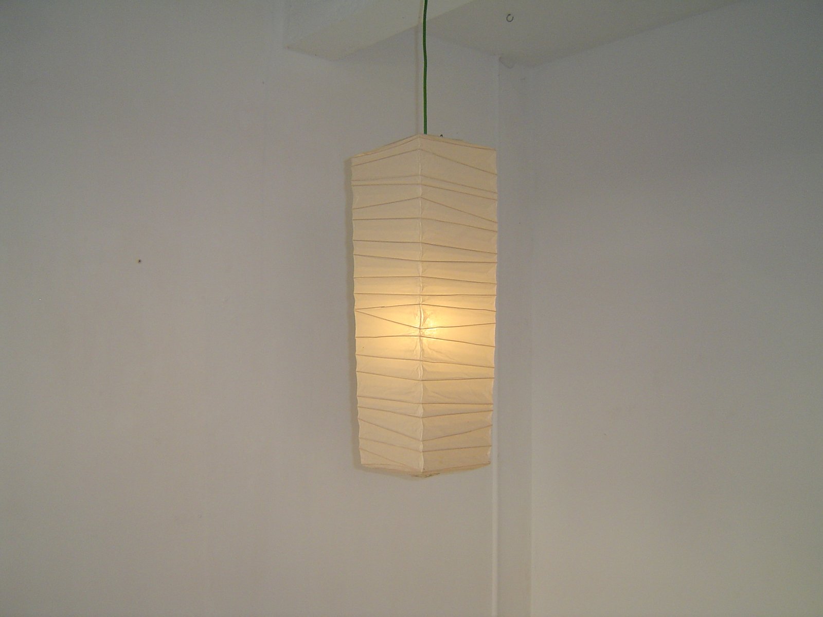 Isamu Noguchi — Suspension en papier · 1990
